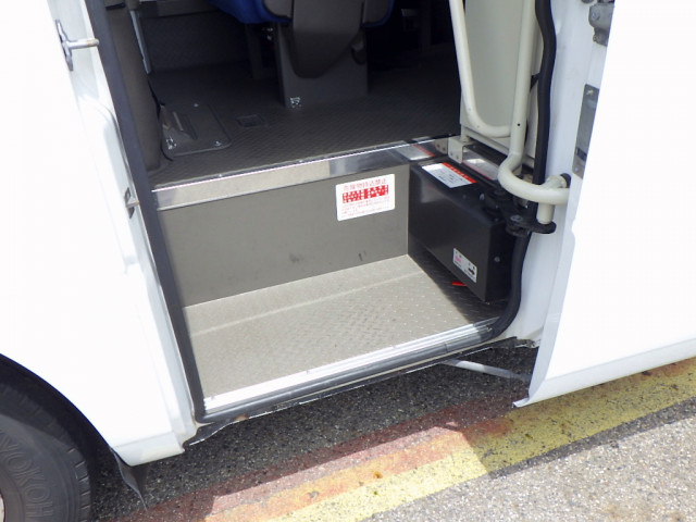 三菱ふそう ローザ 小型 バス TPG-BE640J(89983) 30枚目