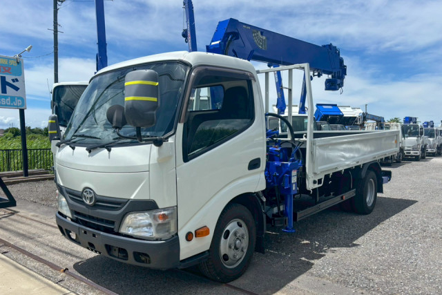 トヨタ ダイナ 小型 クレーン付き TKG-XZU650(89986) 2枚目