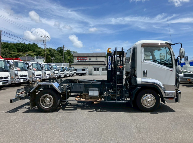 いすゞ フォワード 中型 コンテナ専用車 TKG-FRR90S2(89987) 8枚目