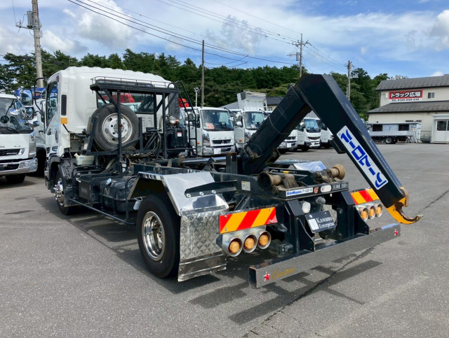 いすゞ フォワード 中型 コンテナ専用車 TKG-FRR90S2(89987) 17枚目