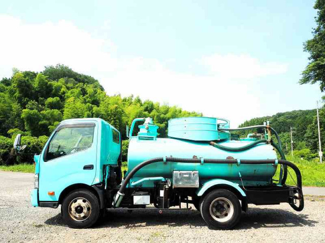 日野 デュトロ 小型 バキュームカー TKG-XZU700X(89999) 2枚目