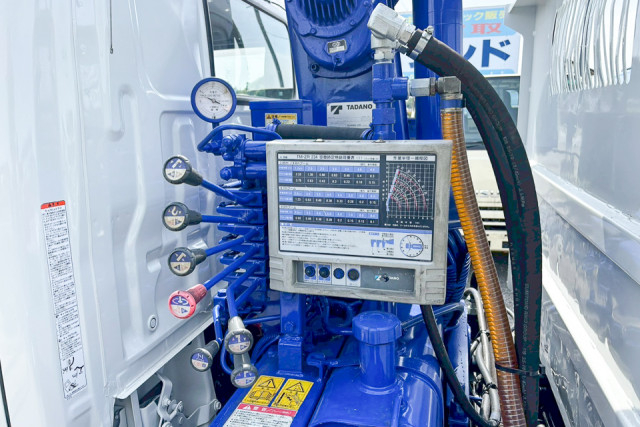 日野 デュトロ 小型 クレーン付き TKG-XZU620T(90000) 16枚目