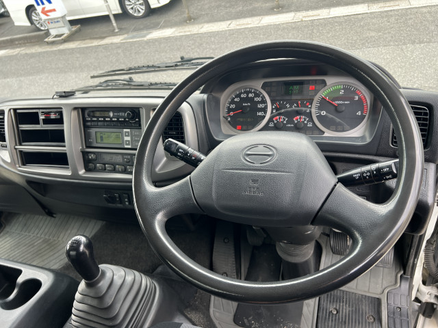 日野 レンジャー 中型 冷凍冷蔵バン TKG-FC9JJAA(90008) 14枚目