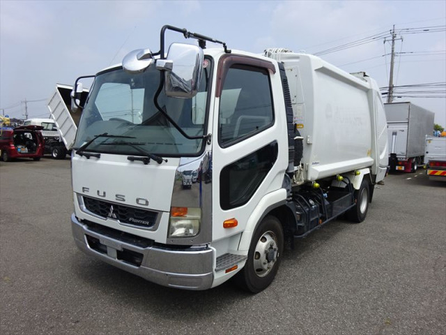 三菱ふそう ファイター 中型 塵芥車（プレス式） TKG-FK71F(90086) 1枚目