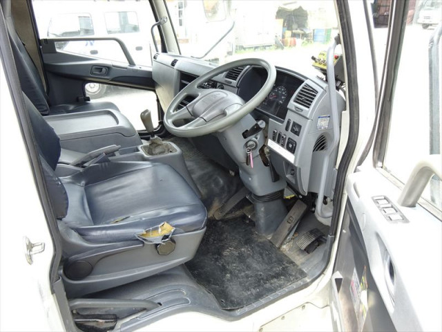 三菱ふそう ファイター 中型 塵芥車（プレス式） TKG-FK71F(90086) 25枚目