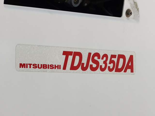 いすゞ フォワード 中型 冷凍冷蔵バン TKG-FRR90T2(90090) 12枚目
