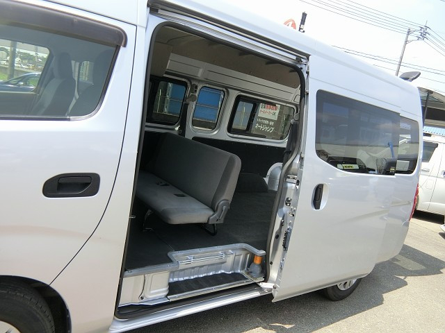 日産自動車 キャラバン 小型 アルミバン LDF-CW4E26(90094) 15枚目