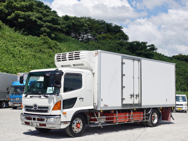 日野 レンジャー 増トン 冷凍冷蔵バン QKG-FE7JMAG(90102) 16枚目