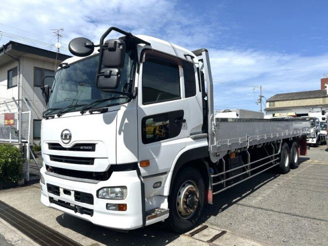UDトラックス（日産） クオン 大型 平ボディ QKG-CD5ZA(90105) 1枚目