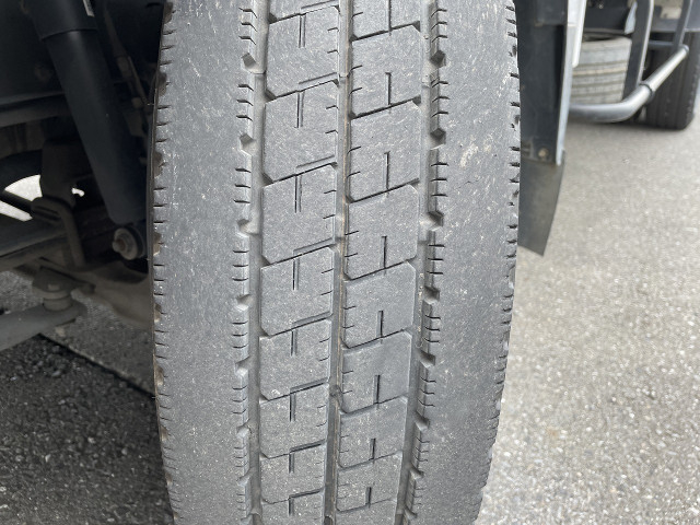 マツダ タイタン 小型 アルミバン TKG-LLR85N(90132) 12枚目