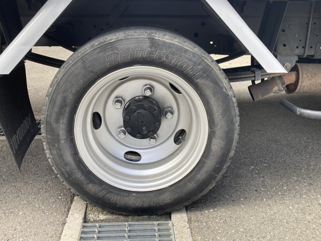 マツダ タイタン 小型 アルミバン TKG-LLR85N(90133) 26枚目