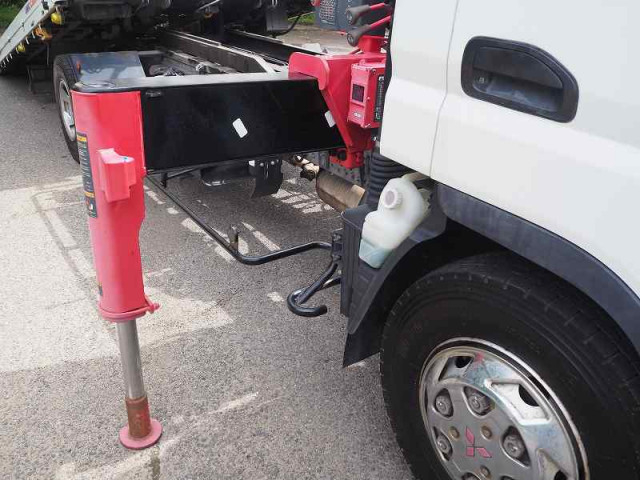 三菱ふそう キャンター 小型 車載専用車 TKG-FEB90(90137) 9枚目