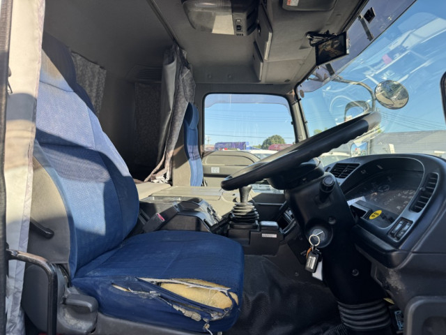 いすゞ ギガ 大型 バルク車 QKG-CYM77AM(90169) 24枚目