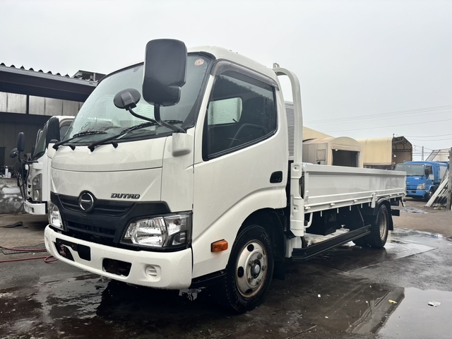 日野 デュトロ 小型 平ボディ TPG-XZC655M(108147) 1枚目