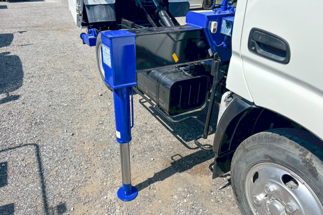 日野 デュトロ 小型 クレーン付き TKG-XZU620T(90175) 9枚目