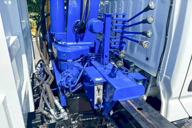 日野 デュトロ 小型 クレーン付き TKG-XZU620T(90175) 11枚目