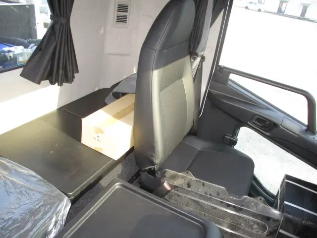 三菱ふそう ファイター 小型 クレーン付き 2KG-FK62FZ(90192) 34枚目