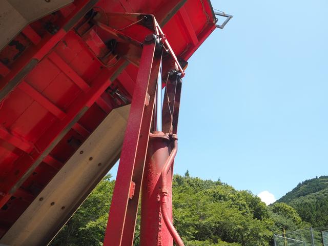 UDトラックス（日産） クオン 大型 土砂ダンプ *********(90196) 36枚目