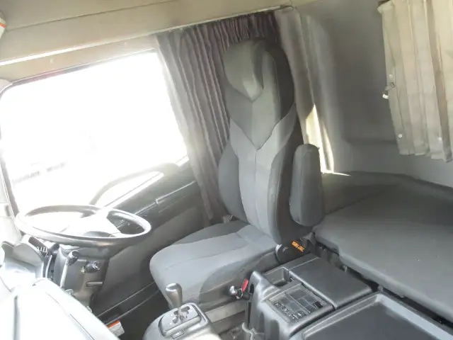 日野 プロフィア 小型 トラクタ（シングル） QPG-SH1EDDG(90216) 43枚目