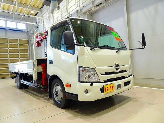 日野 デュトロ 小型 クレーン付き 2KG-XZU720M(90265) 2枚目