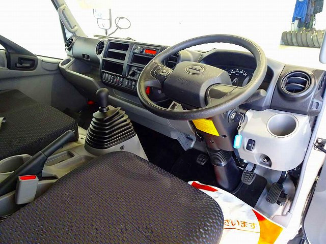 日野 デュトロ 小型 クレーン付き 2KG-XZU720M(90265) 5枚目