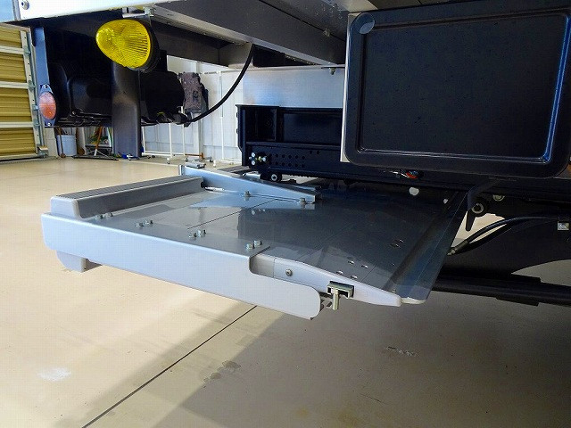 日野 レンジャー 中型 冷凍冷蔵バン 2KG-FD2ABG(90264) 33枚目