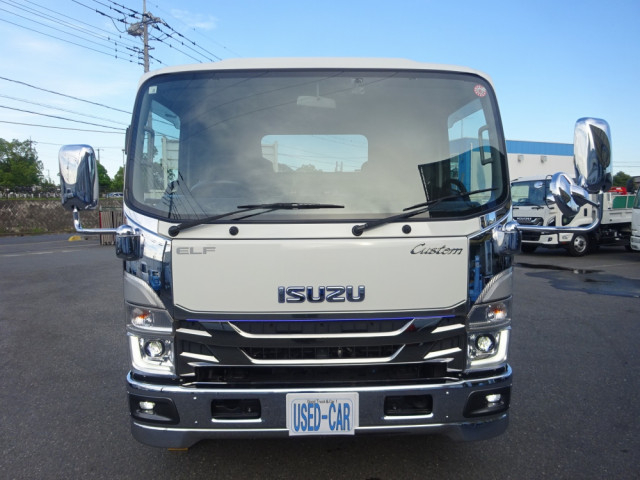 いすゞ エルフ 小型 車載専用車 2PG-NPS88AN(90267) 11枚目