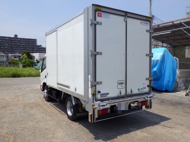 トヨタ ダイナ 小型 アルミバン TPG-XZU605(89535) 2枚目