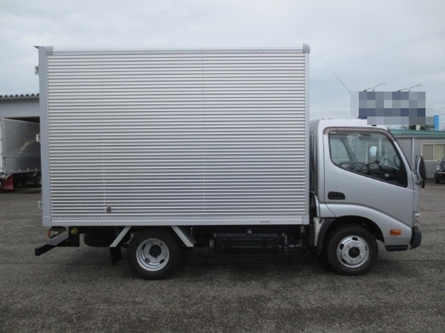 トヨタ ダイナ 小型 アルミバン TKG-XZC605(89536) 8枚目