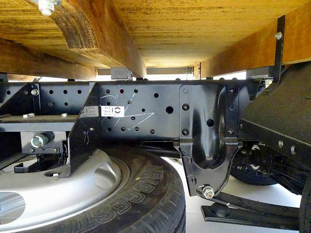 いすゞ エルフ 小型 平ボディ 2TG-NJR88AF(110986) 34枚目