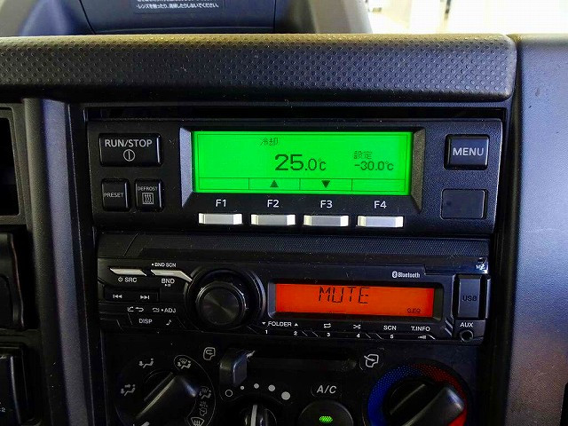 いすゞ エルフ 小型 冷凍冷蔵バン 2RG-NPR88AN(90283) 12枚目