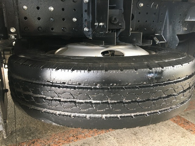 三菱ふそう キャンター 小型 平ボディ 2PG-FBAV0(90291) 28枚目