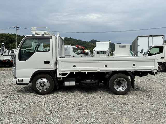 いすゞ エルフ 小型 平ボディ 2RG-NKR88A(90294) 4枚目