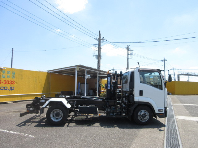 いすゞ フォワード 中型 コンテナ専用車 2RG-FRR90S2(90314) 6枚目