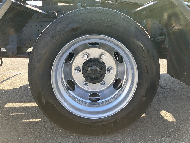 いすゞ エルフ 小型 車載専用車 TRG-NPR85AN(90318) 24枚目