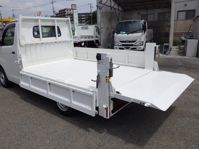 トヨタ タウンエース 小型 平ボディ DBF-S402U(90321) 16枚目