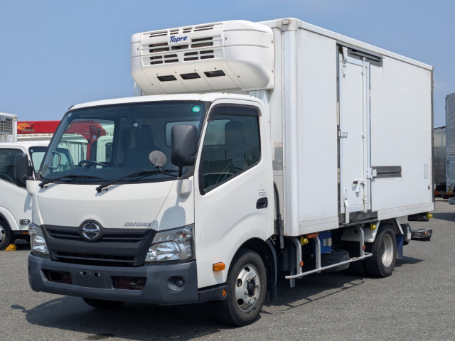 日野 デュトロ 小型 冷凍冷蔵バン TPG-XZU712M(90342) 1枚目