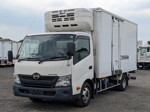 日野 デュトロ 小型 冷凍冷蔵バン TPG-XZU712M(90346) 1枚目