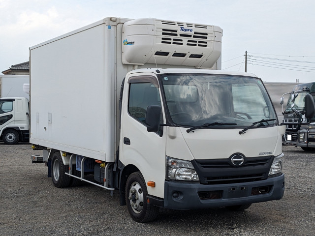 日野 デュトロ 小型 冷凍冷蔵バン TPG-XZU712M(90346) 2枚目