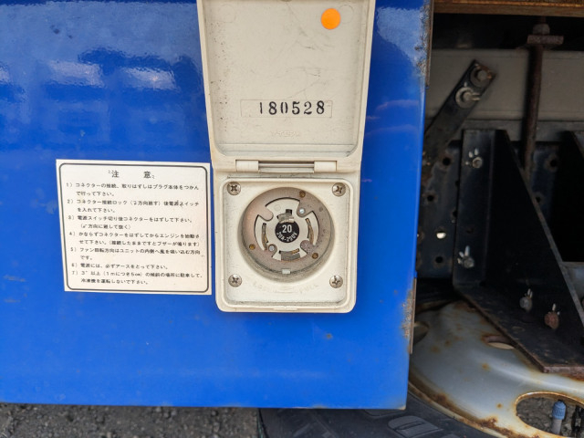 いすゞ エルフ 小型 冷凍冷蔵バン TPG-NPR85AN(90345) 29枚目