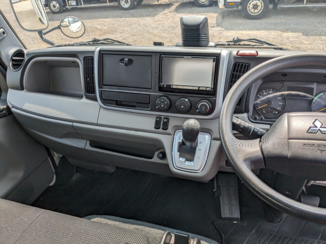 三菱ふそう キャンター 小型 アルミバン TPG-FBA20(90349) 35枚目