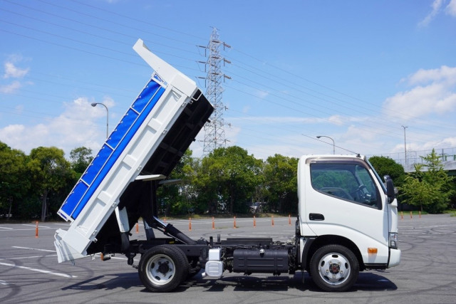 日野 デュトロ 小型 土砂ダンプ TKG-XZU675T(90352) 18枚目