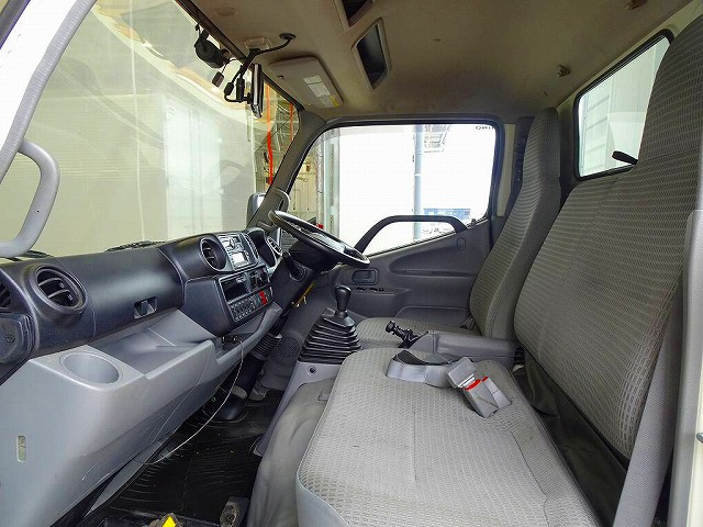 日野 デュトロ 小型 冷凍冷蔵バン TKG-XZU655M(90354) 8枚目
