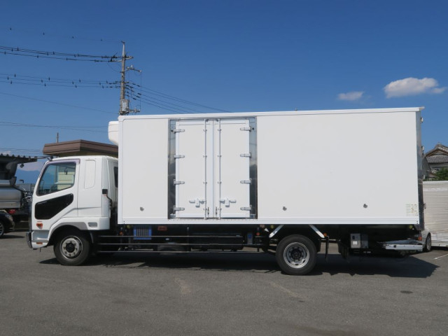 三菱ふそう ファイター 増トン 冷凍冷蔵バン SKG-FK65FY(90370) 3枚目