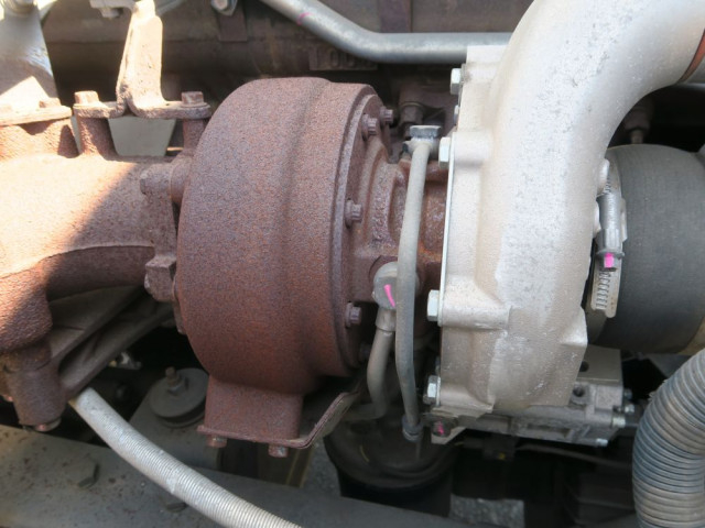 UDトラックス（日産） クオン 大型 タンクローリー ADG-CV2YL(90371) 32枚目