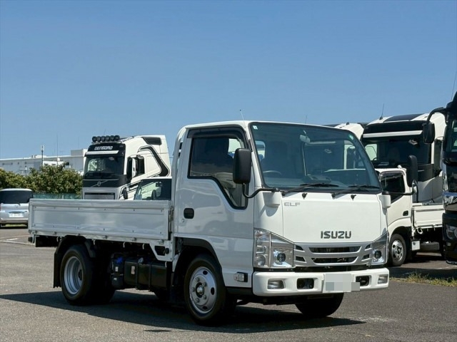 いすゞ エルフ 小型 平ボディ 2RG-NKR88A(89270) 2枚目