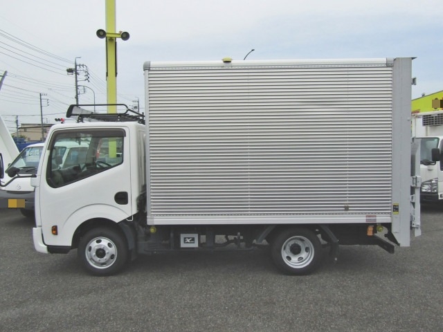日産自動車 アトラス 小型 アルミバン CBF-SQ2F24(89171) 3枚目