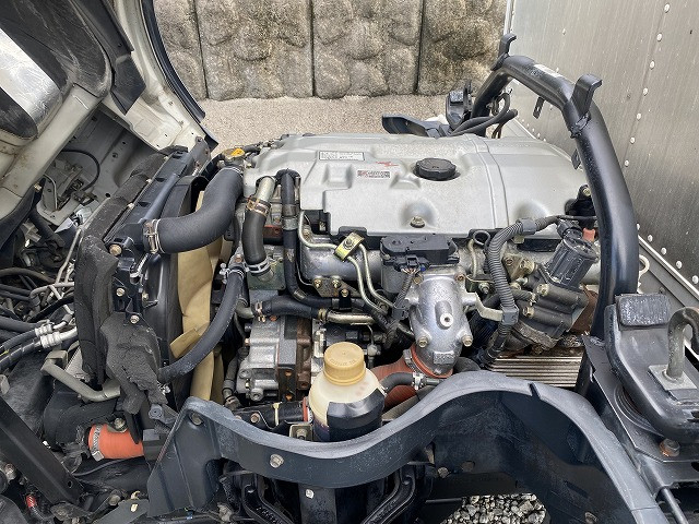 三菱ふそう キャンター 小型 アルミバン PA-FE72EV(90381) 17枚目