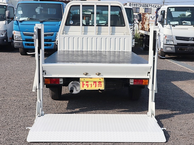 トヨタ ライトエース 小型 平ボディ GK-KM70(90389) 11枚目