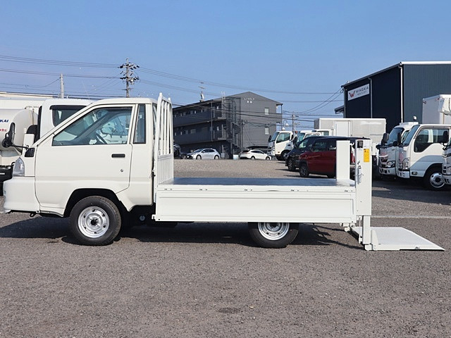 トヨタ ライトエース 小型 平ボディ GK-KM70(90389) 13枚目